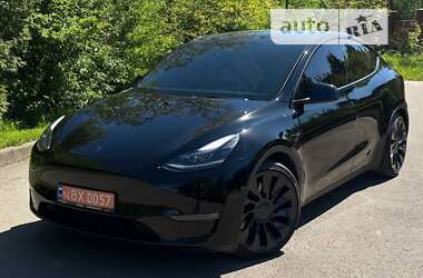 Tesla Model Y 2021