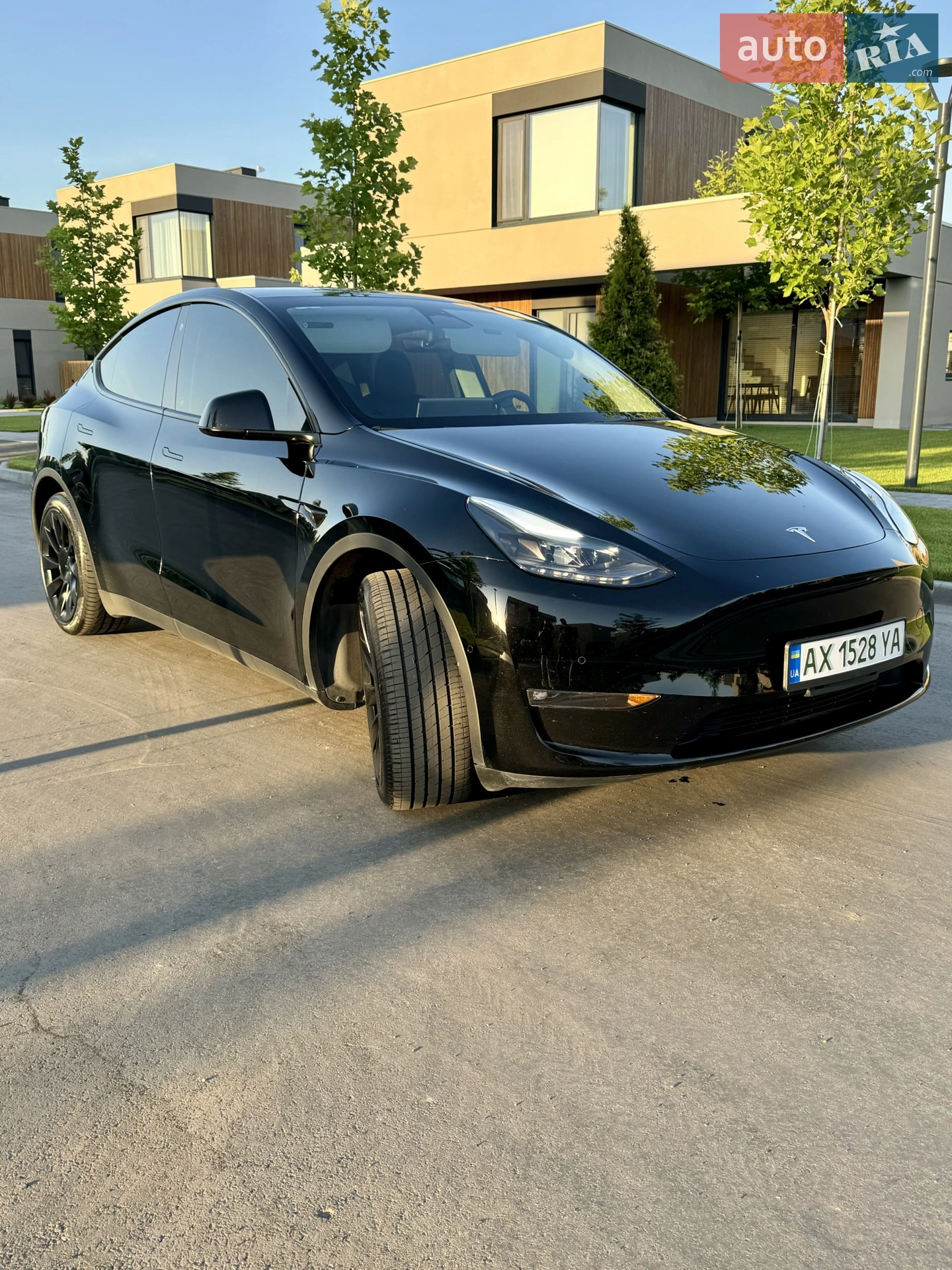 2022 Tesla Model Y - мініатюра 2