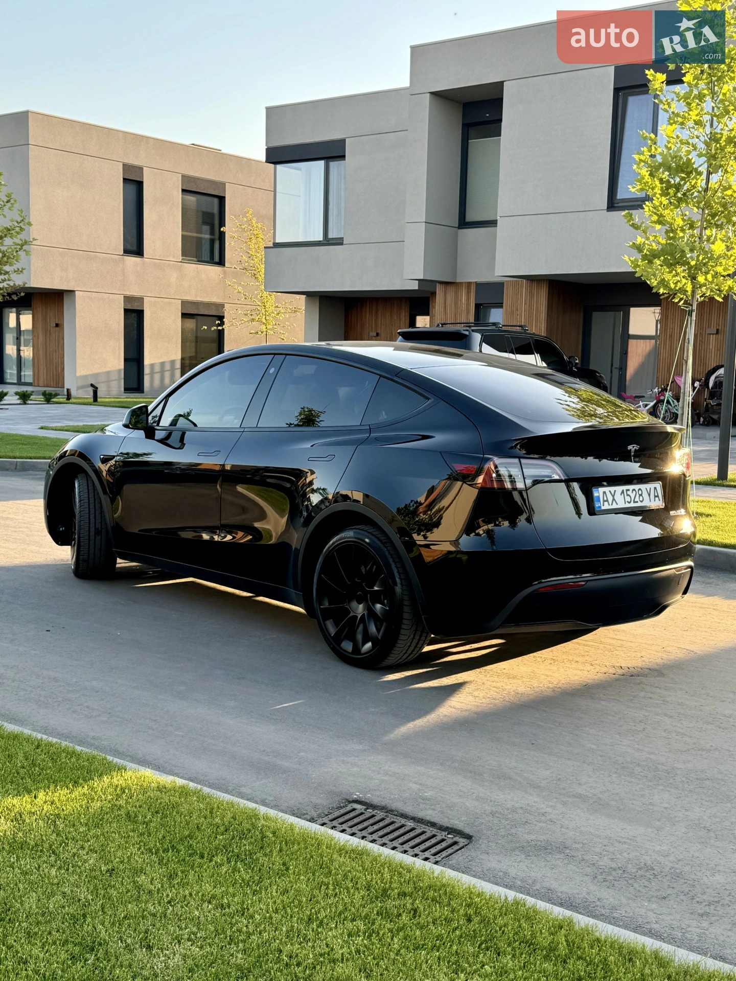 2022 Tesla Model Y - мініатюра 6