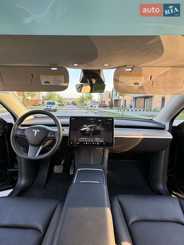 Внедорожник / Кроссовер Tesla Model Y 2022 в Днепре