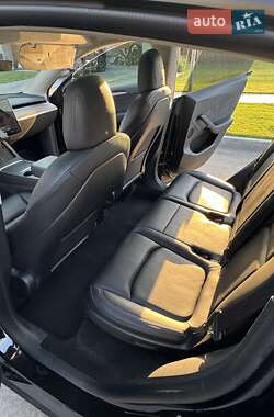 Внедорожник / Кроссовер Tesla Model Y 2022 в Днепре