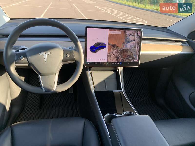 Внедорожник / Кроссовер Tesla Model Y 2020 в Ровно