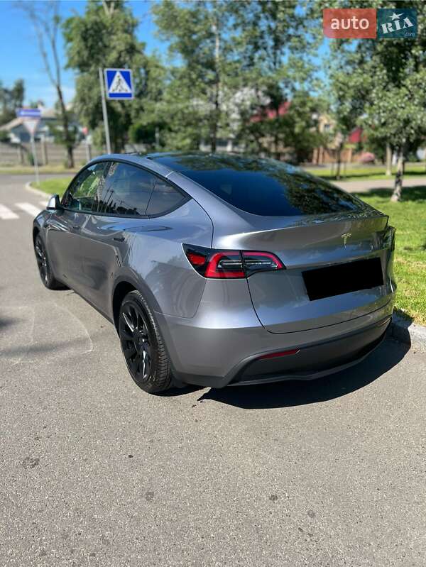 Внедорожник / Кроссовер Tesla Model Y 2023 в Киеве