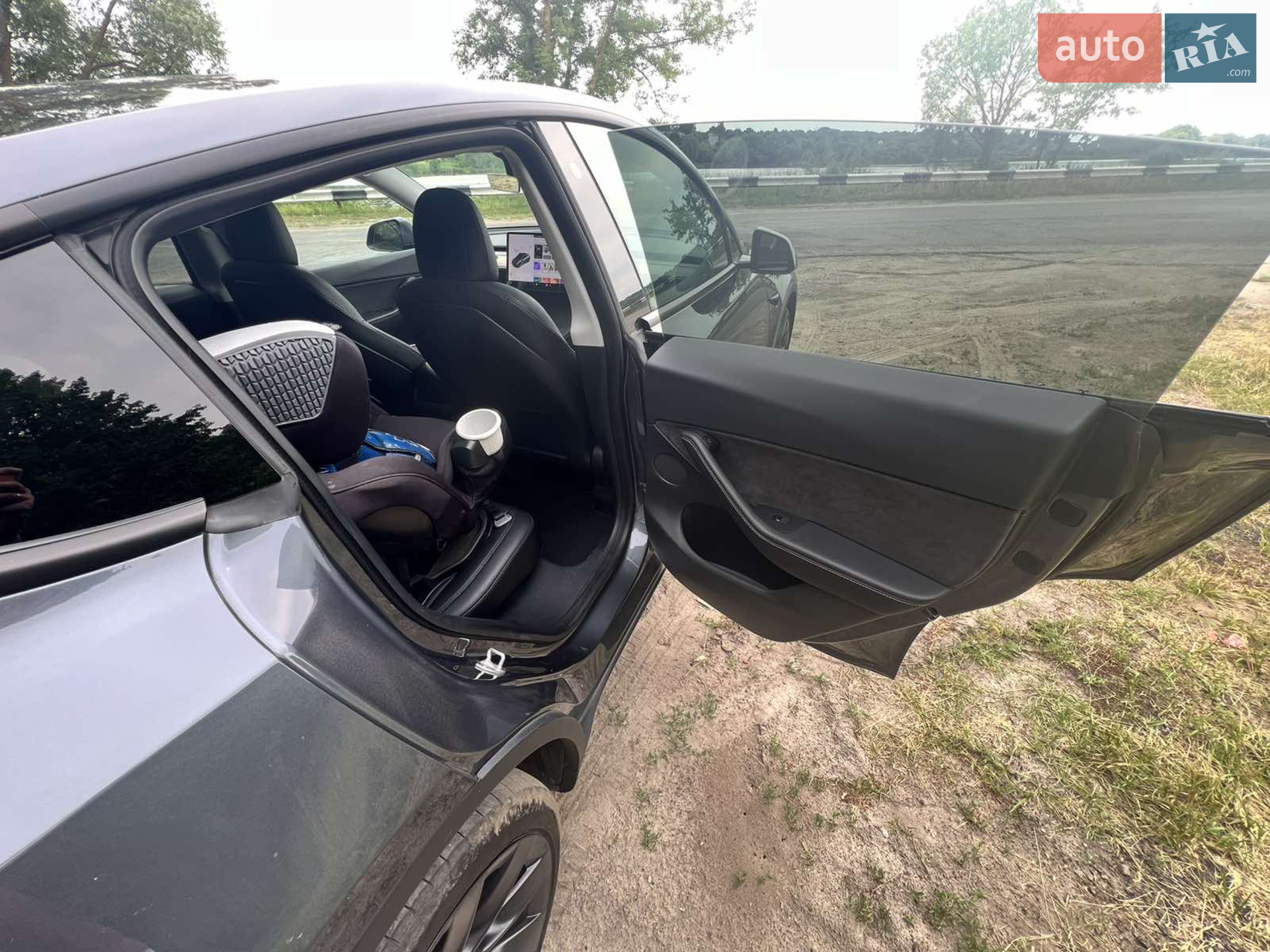 2021 Tesla Model Y - мініатюра 19
