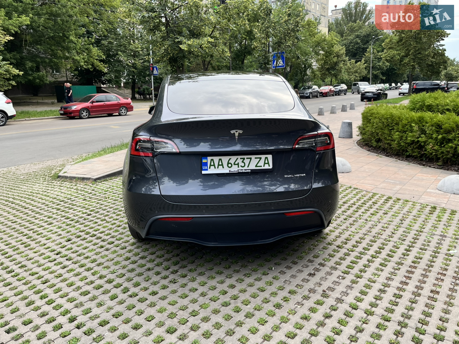 2021 Tesla Model Y - мініатюра 10