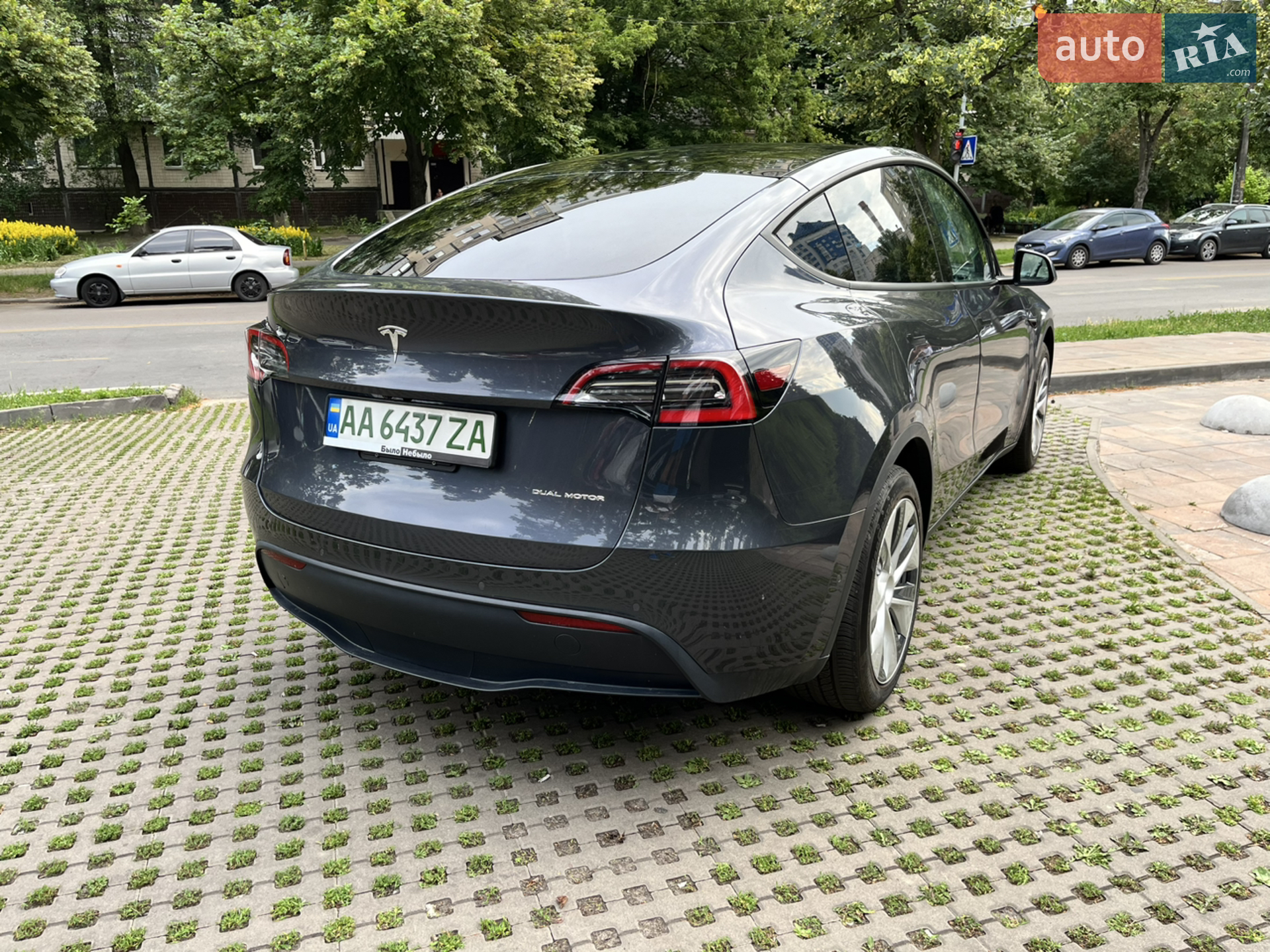 2021 Tesla Model Y - мініатюра 11