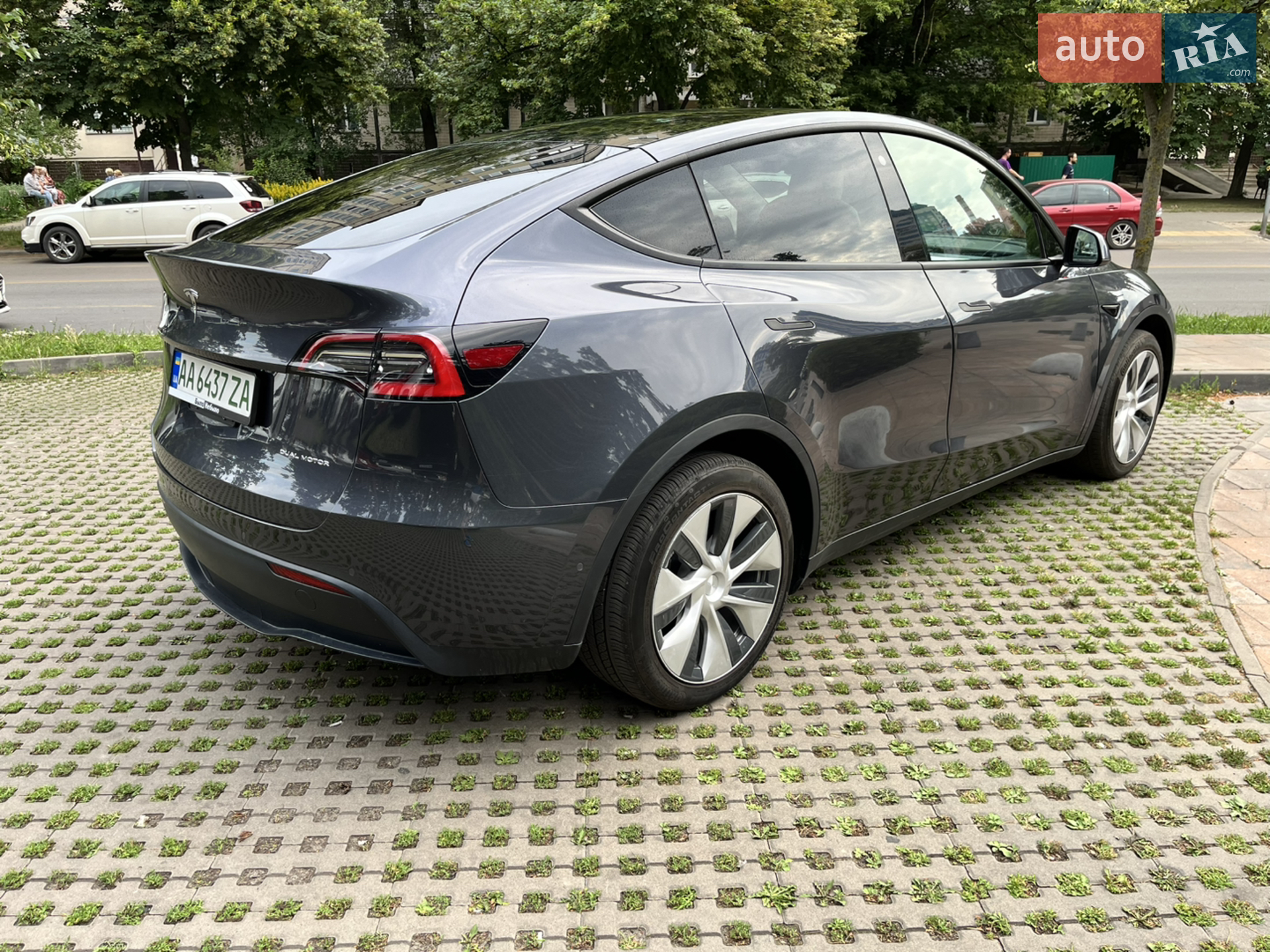 2021 Tesla Model Y - мініатюра 12