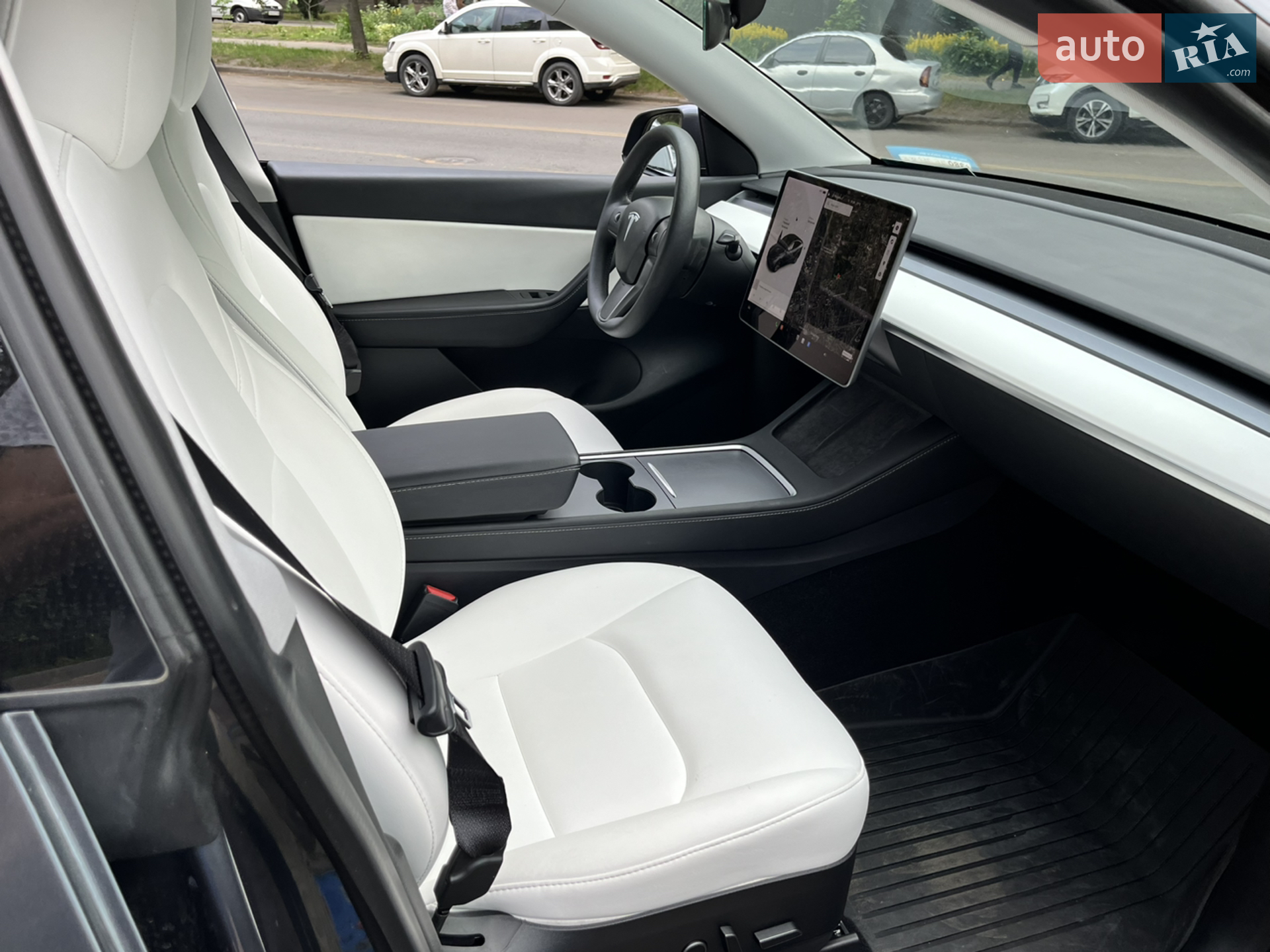 2021 Tesla Model Y - мініатюра 24