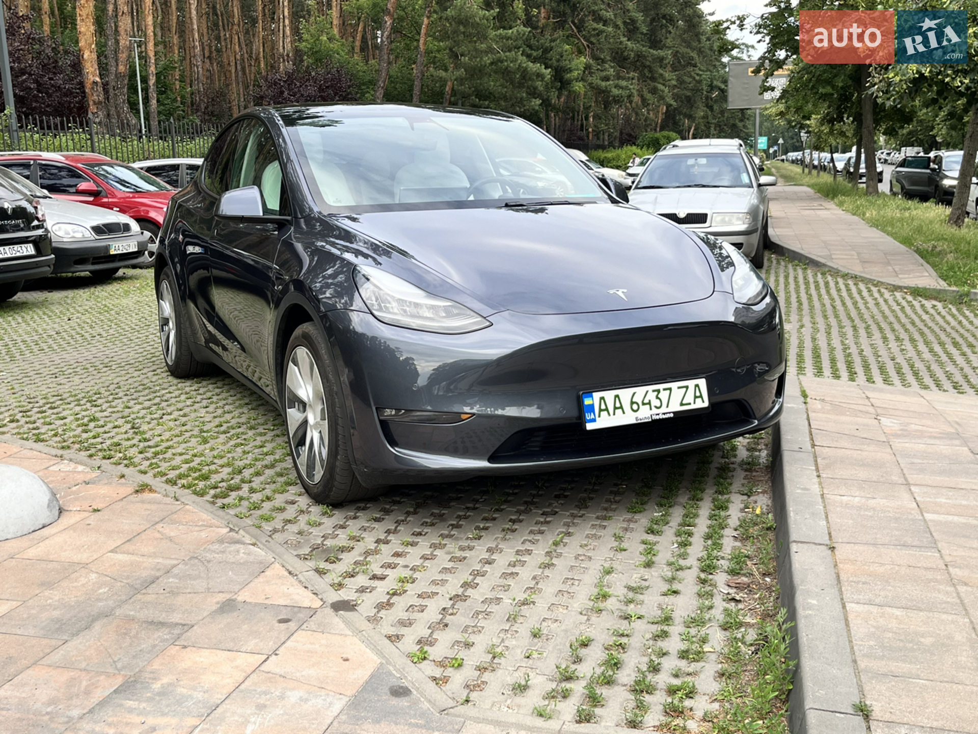 2021 Tesla Model Y - мініатюра 17