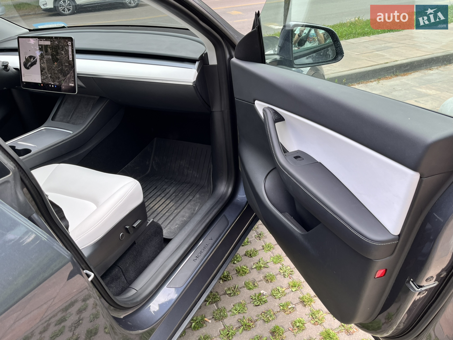 2021 Tesla Model Y - мініатюра 21