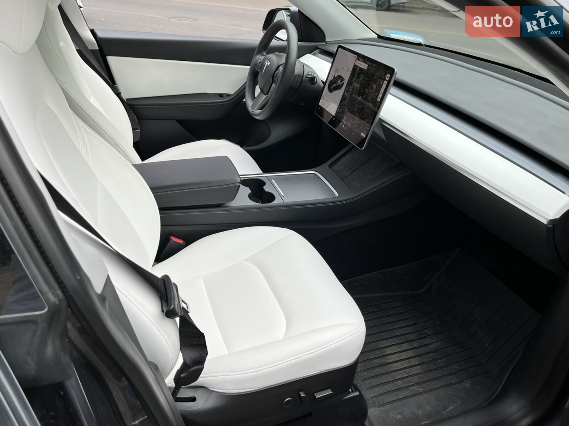 2021 Tesla Model Y - мініатюра 22