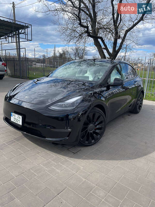 Tesla Model Y 2022