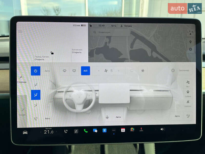 Позашляховик / Кросовер Tesla Model Y 2021 в Харкові