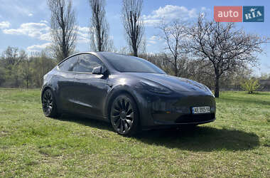 Tesla Model Y 2022