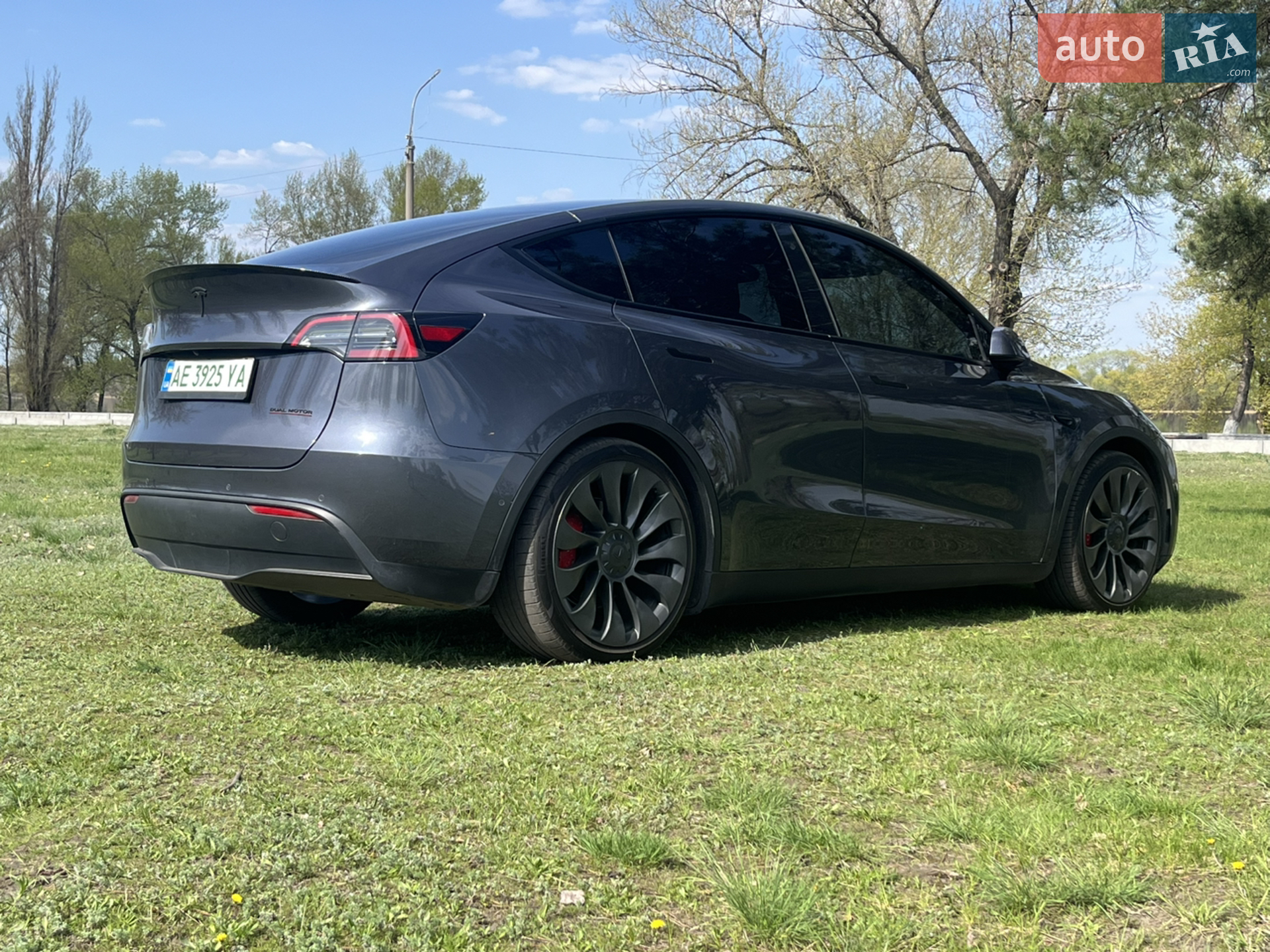 2022 Tesla Model Y - мініатюра 9