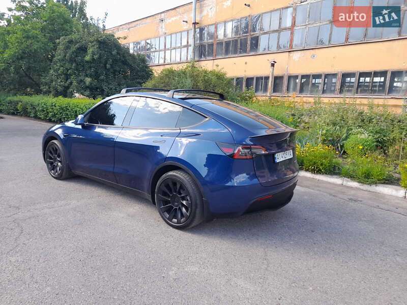 Внедорожник / Кроссовер Tesla Model Y 2022 в Киеве