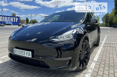 Tesla Model Y 2022