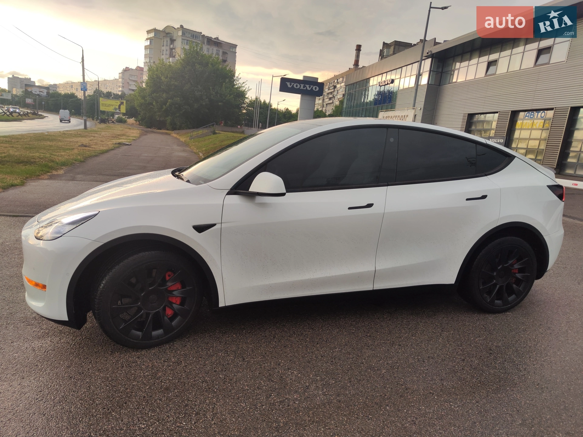 2021 Tesla Model Y - мініатюра 4