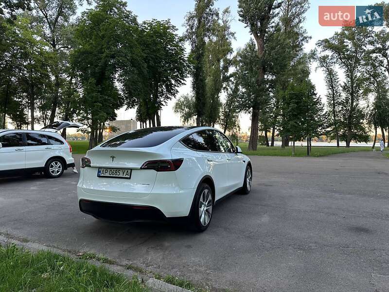Внедорожник / Кроссовер Tesla Model Y 2022 в Киеве фото 5 Внедорожник / Кроссовер Tesla Model Y 2022 в Киеве