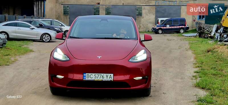 Позашляховик / Кросовер Tesla Model Y 2022 в Мостиській