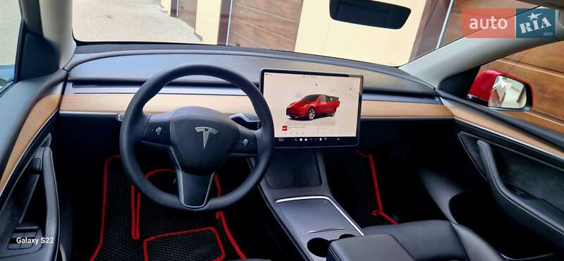 Позашляховик / Кросовер Tesla Model Y 2022 в Мостиській