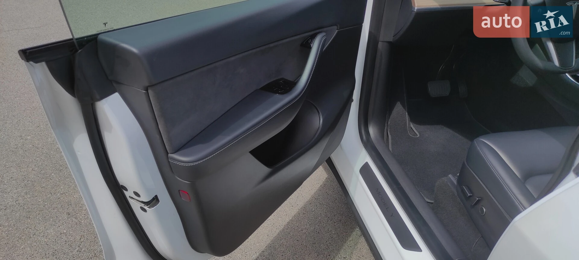 2020 Tesla Model Y - мініатюра 31