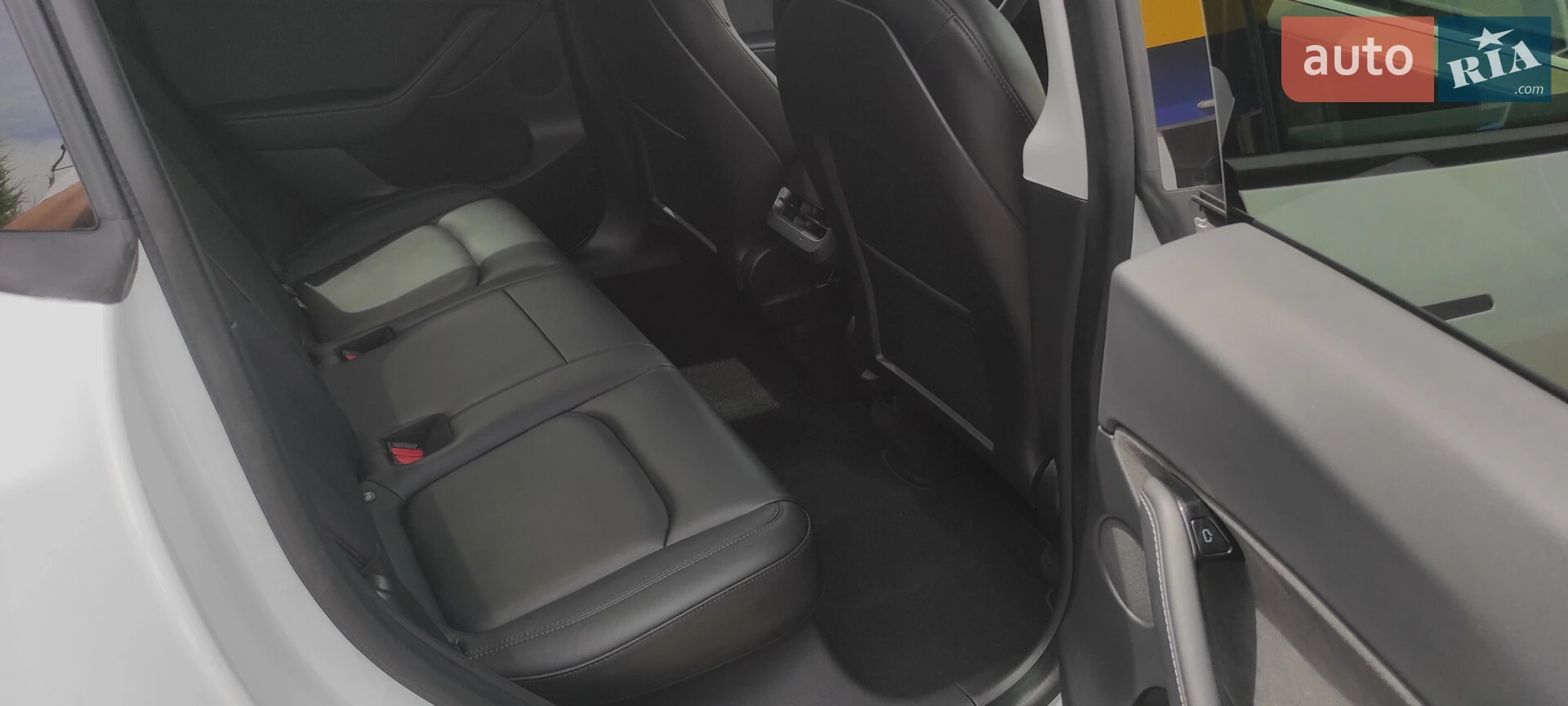 2020 Tesla Model Y - мініатюра 36