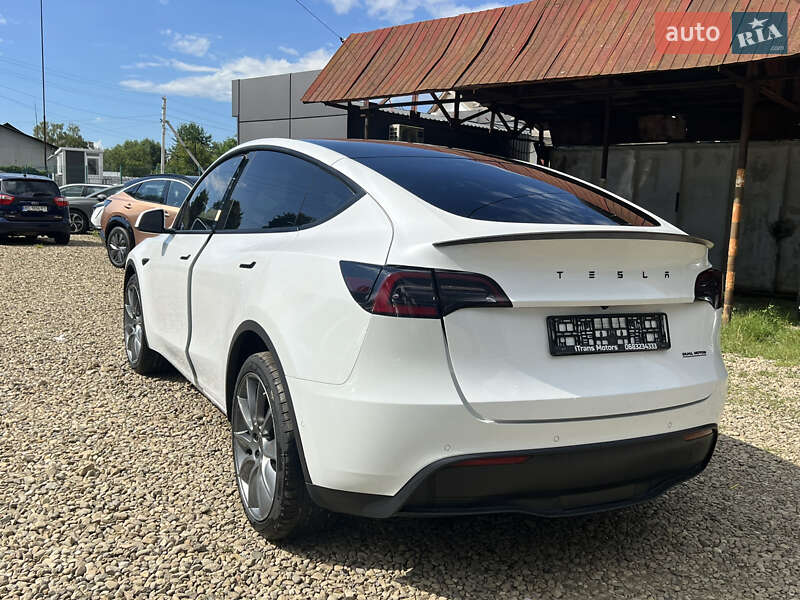 Позашляховик / Кросовер Tesla Model Y 2020 в Стрию