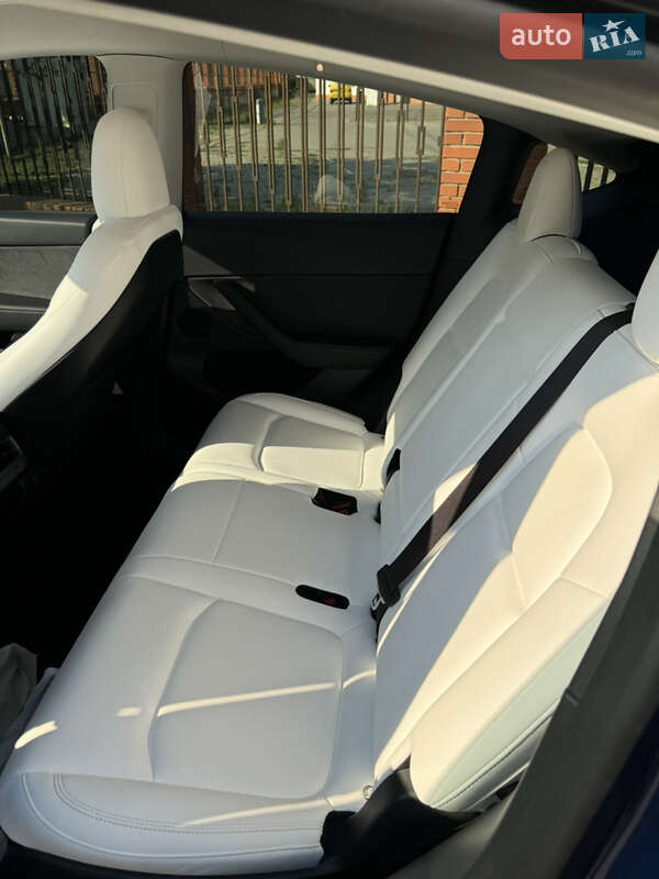 Позашляховик / Кросовер Tesla Model Y 2023 в Одесі