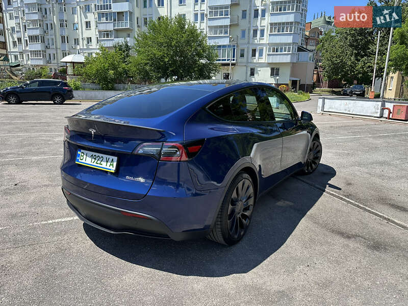 Внедорожник / Кроссовер Tesla Model Y 2023 в Полтаве