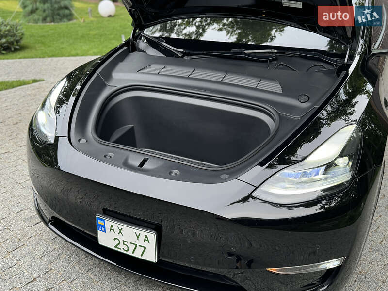 Внедорожник / Кроссовер Tesla Model Y 2022 в Харькове