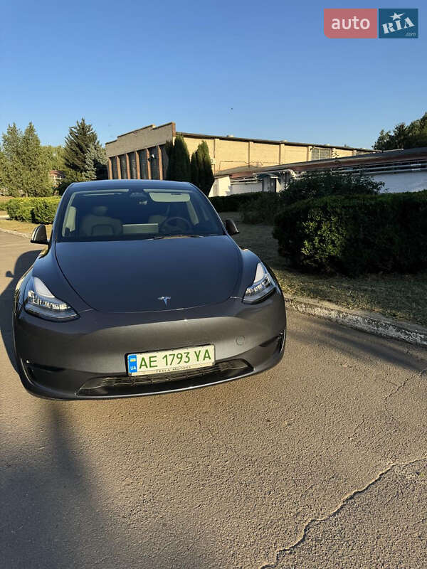 Внедорожник / Кроссовер Tesla Model Y 2023 в Днепре