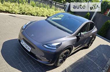 Внедорожник / Кроссовер Tesla Model Y 2021 в Черкассах