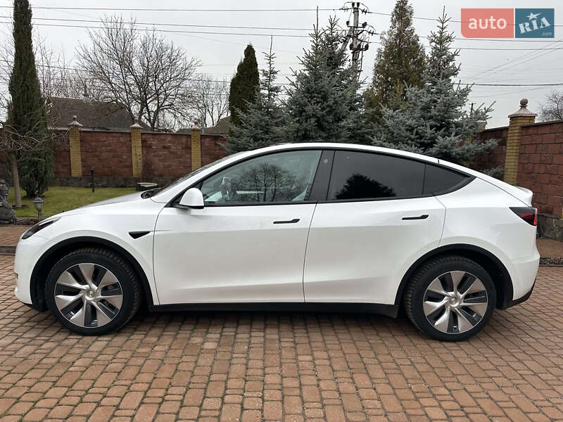 Позашляховик / Кросовер Tesla Model Y 2022 в Києві