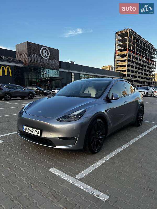 Внедорожник / Кроссовер Tesla Model Y 2023 в Киеве фото 2 Внедорожник / Кроссовер Tesla Model Y 2023 в Киеве