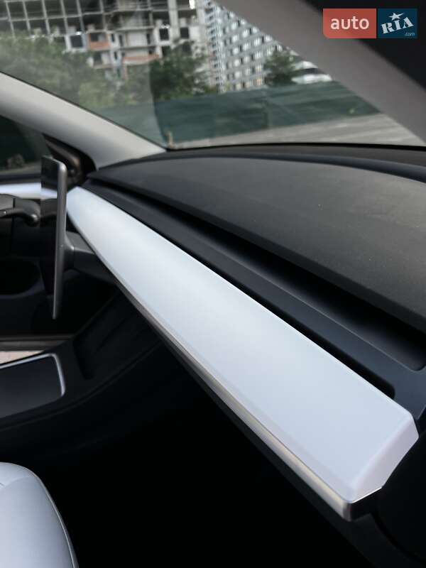 Внедорожник / Кроссовер Tesla Model Y 2023 в Киеве фото 6 Внедорожник / Кроссовер Tesla Model Y 2023 в Киеве