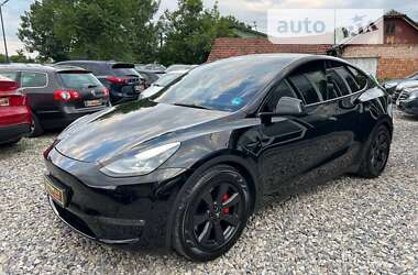 Позашляховик / Кросовер Tesla Model Y 2022 в 