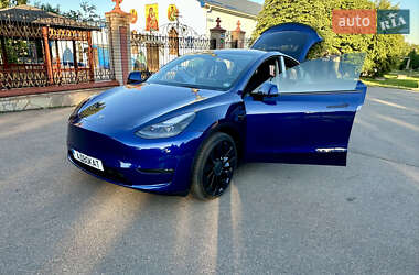 Tesla Model Y 2022