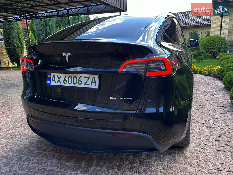 Внедорожник / Кроссовер Tesla Model Y 2023 в Харькове