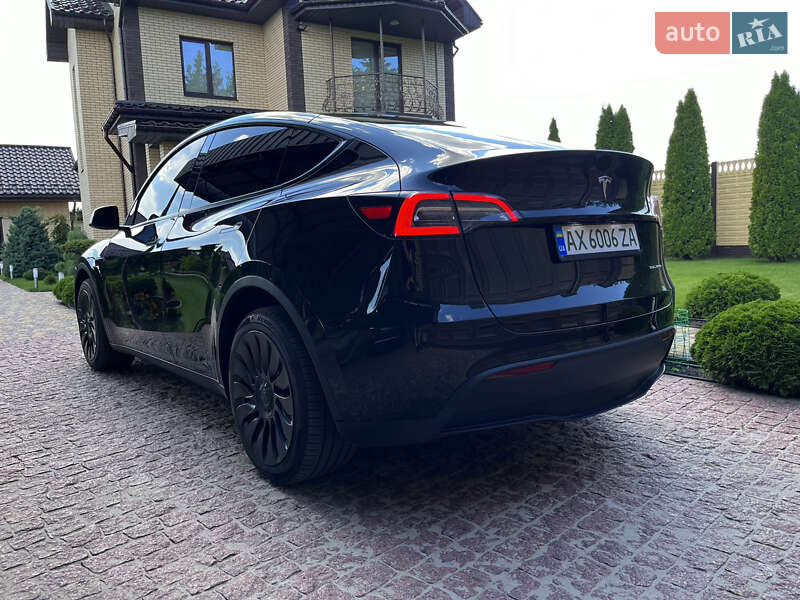 Внедорожник / Кроссовер Tesla Model Y 2023 в Харькове