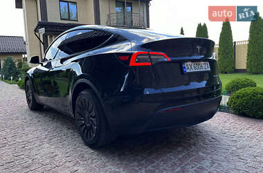 Внедорожник / Кроссовер Tesla Model Y 2023 в 