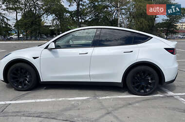 Внедорожник / Кроссовер Tesla Model Y 2022 в 