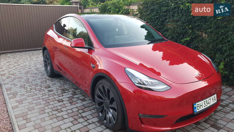 Позашляховик / Кросовер Tesla Model Y 2020 в Києві