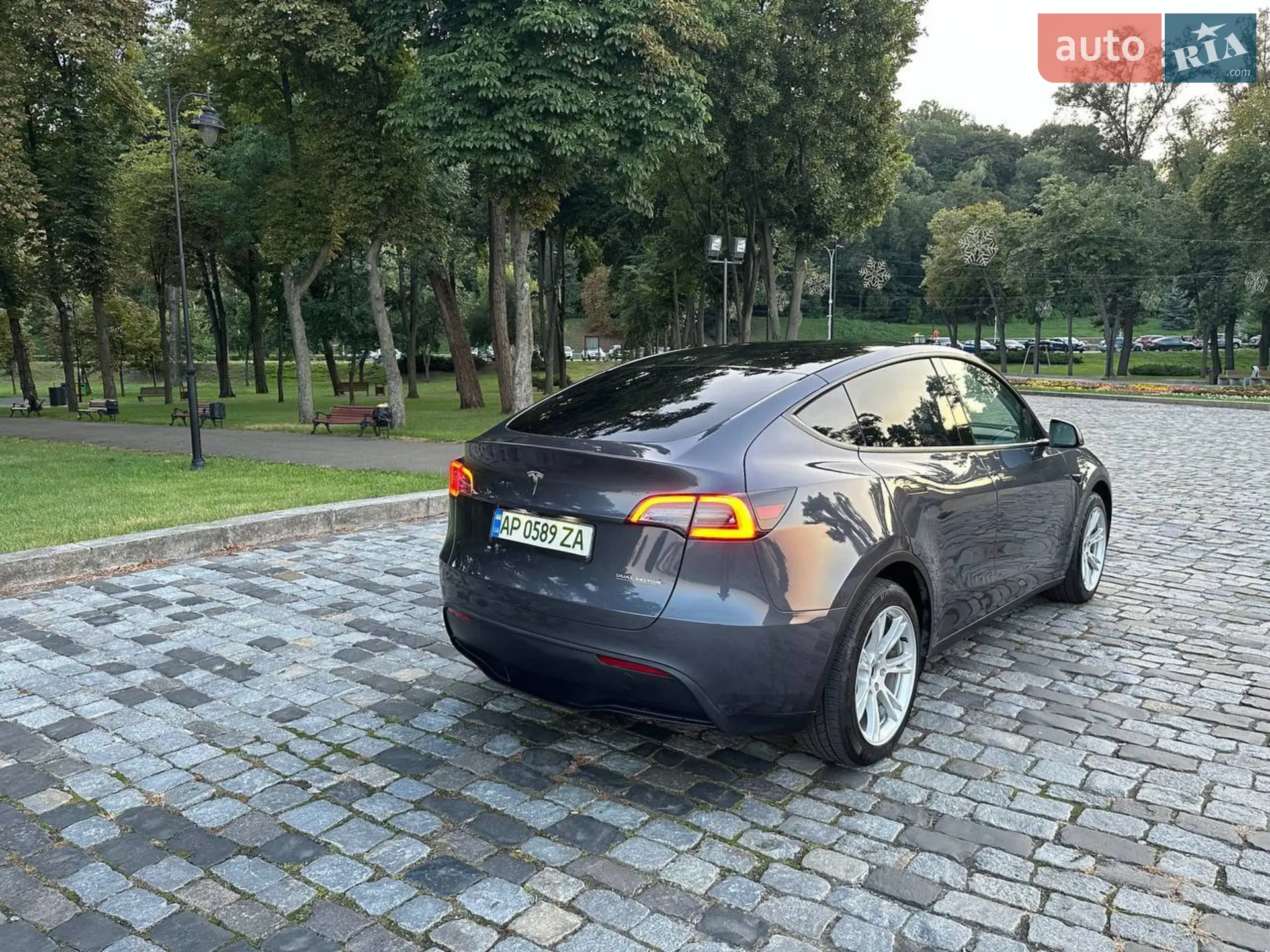 2023 Tesla Model Y - мініатюра 5