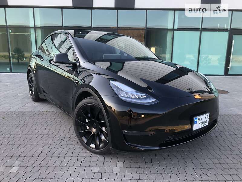 Позашляховик / Кросовер Tesla Model Y 2021 в Хмельницькому