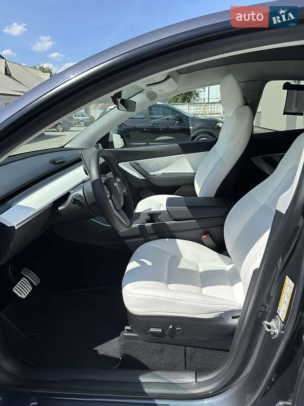Внедорожник / Кроссовер Tesla Model Y 2020 в Львове