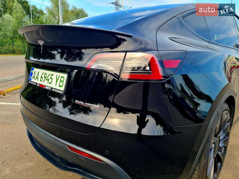 Позашляховик / Кросовер Tesla Model Y 2021 в Києві фото 5 Позашляховик / Кросовер Tesla Model Y 2021 в Києві