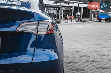 Внедорожник / Кроссовер Tesla Model Y 2020 в 