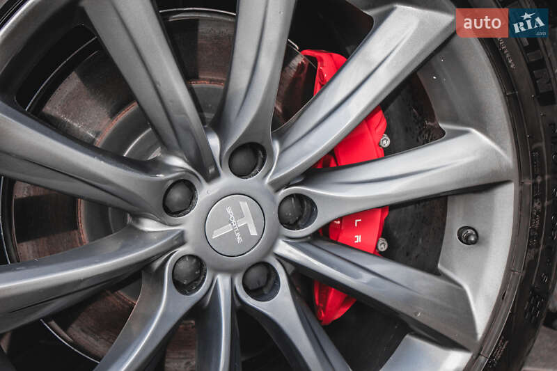 Внедорожник / Кроссовер Tesla Model Y 2020 в Хусте