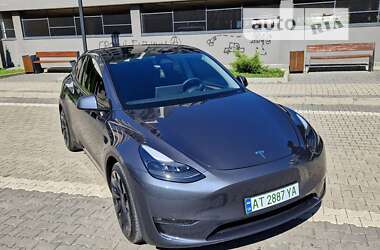 Внедорожник / Кроссовер Tesla Model Y 2023 в Киеве